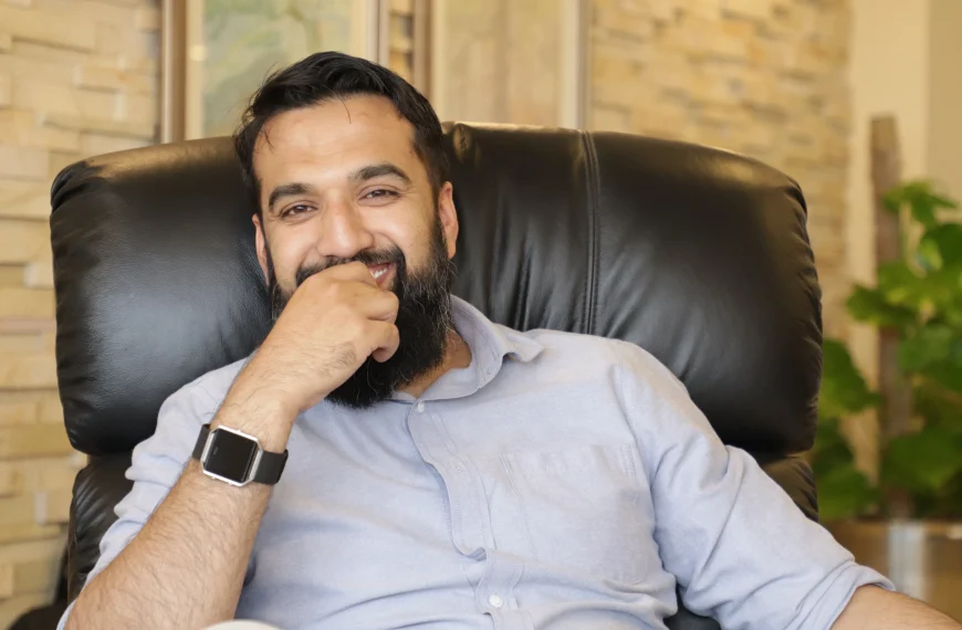 Azad Chaiwala Net Worth - Pakistani Entrepreneur