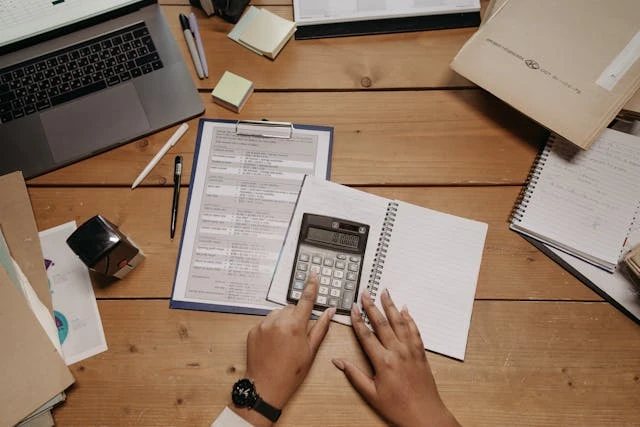 Why Outsourcing To An Accounting Firm Improves Efficiency