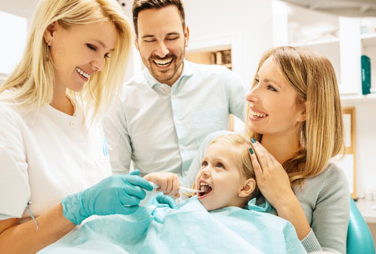 6 Benefits Of Choosing One General Dentist For The Whole Family