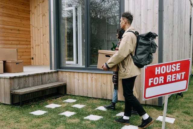 Common Mistakes to Avoid When Renting a Residential Tote