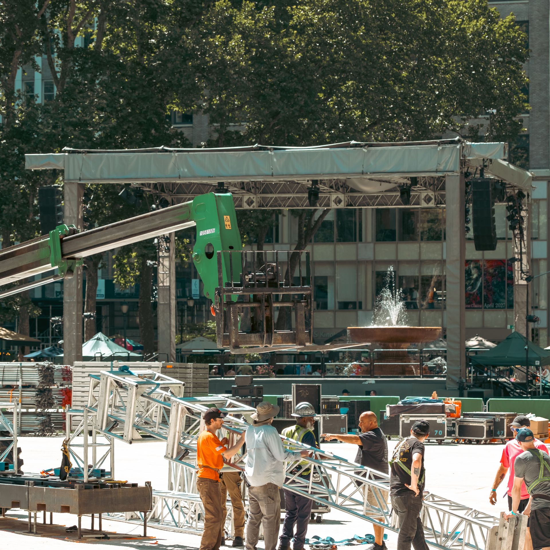Staging Outdoor Art Installations: Challenges and Solutions